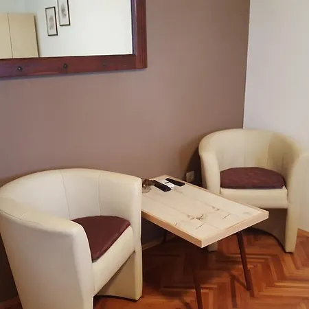 Ana+3 Apartment