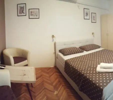 Ana+3 Apartment Sibenik
